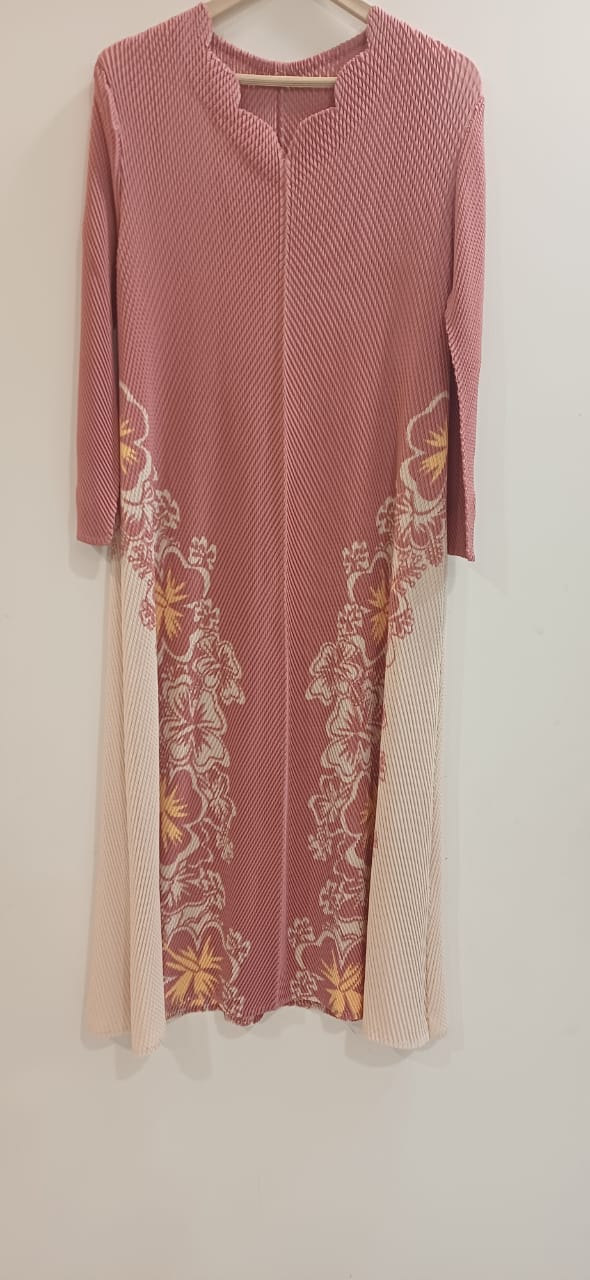 Elegant Pleated Floral Dress –Pink  & Cream