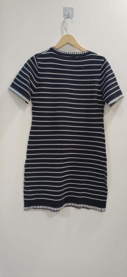 Black Wave Knit T-shirt Dress